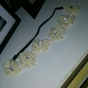 Flower head band 🌺